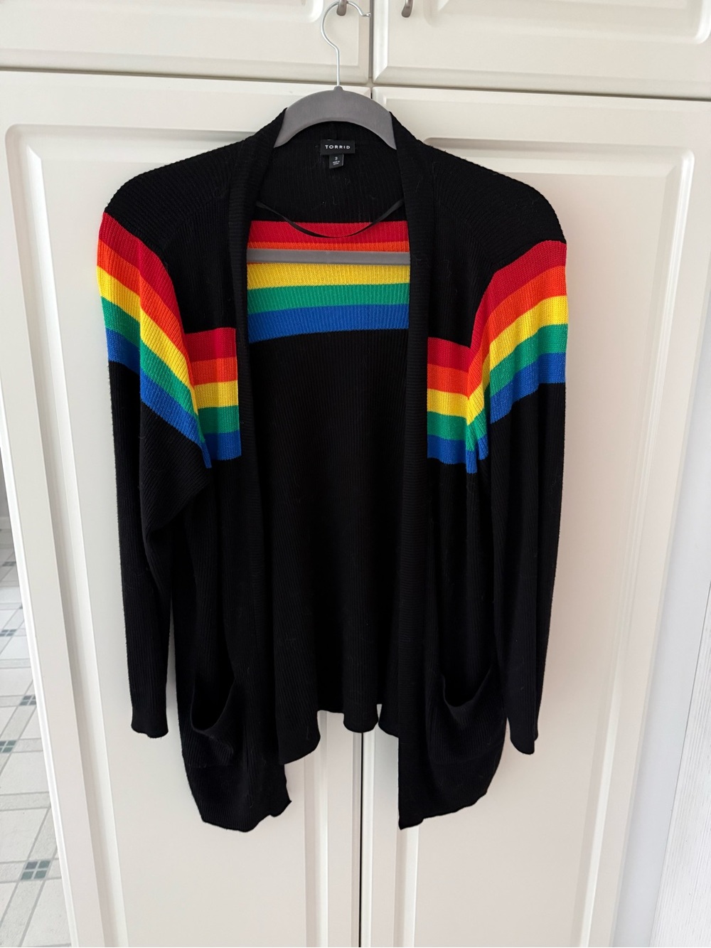 torrid Black Rainbow cardigan sz 3